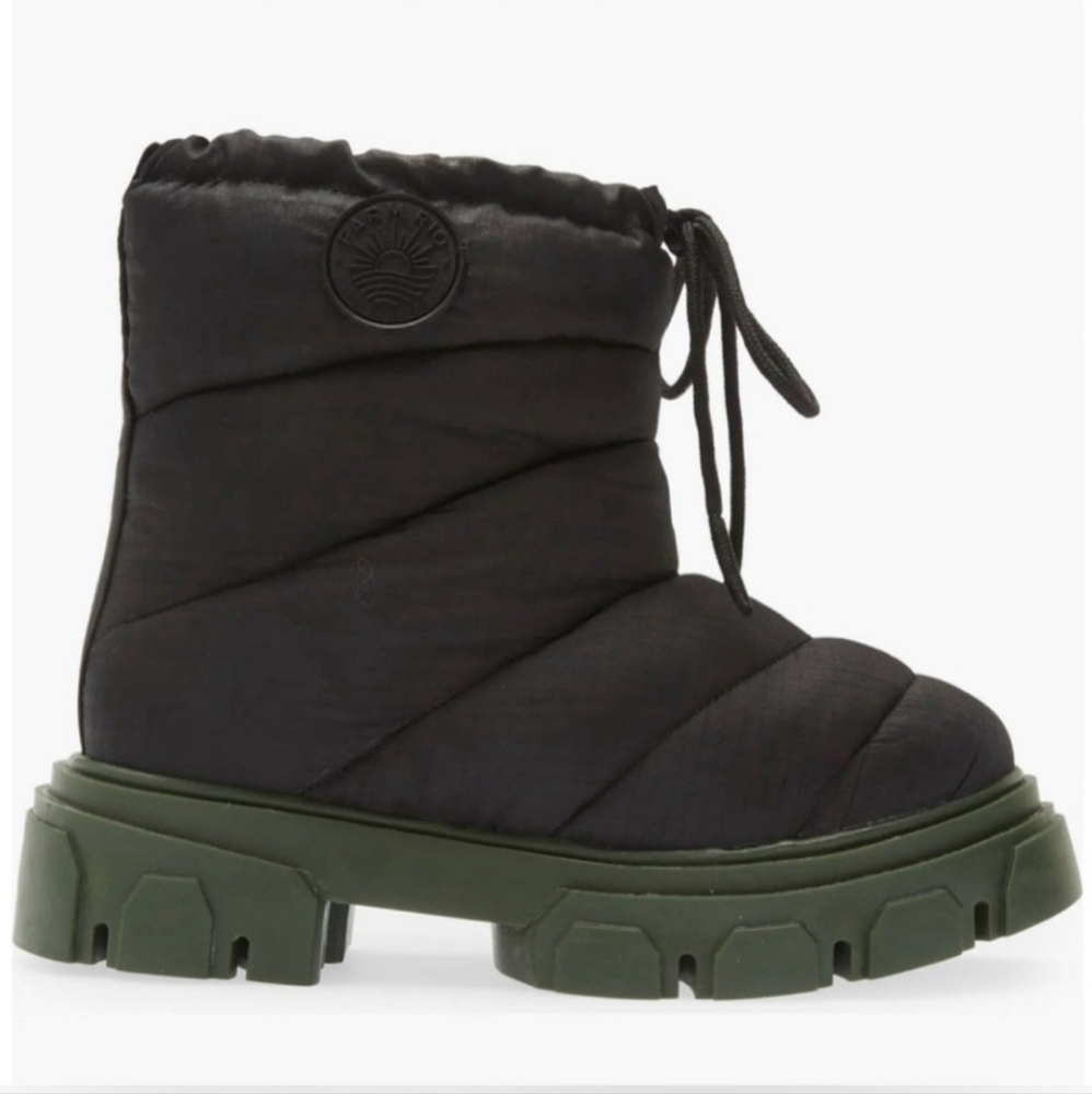FARM RIO Lug Sole Bootie size 8